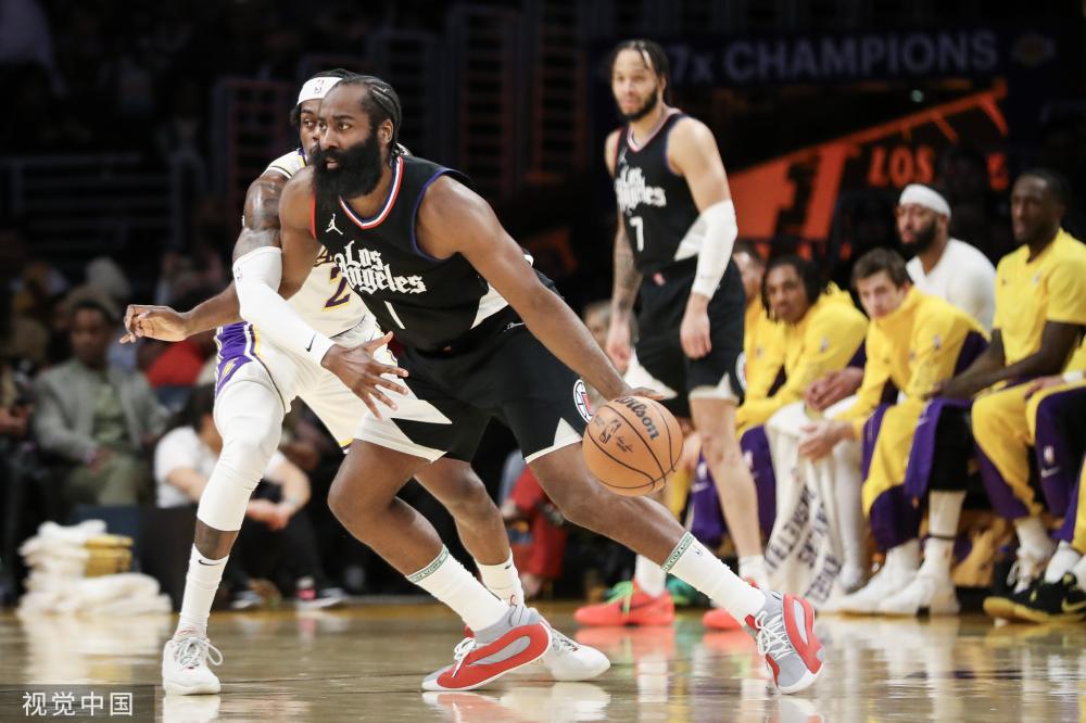 凭借多个精 凭借多个精